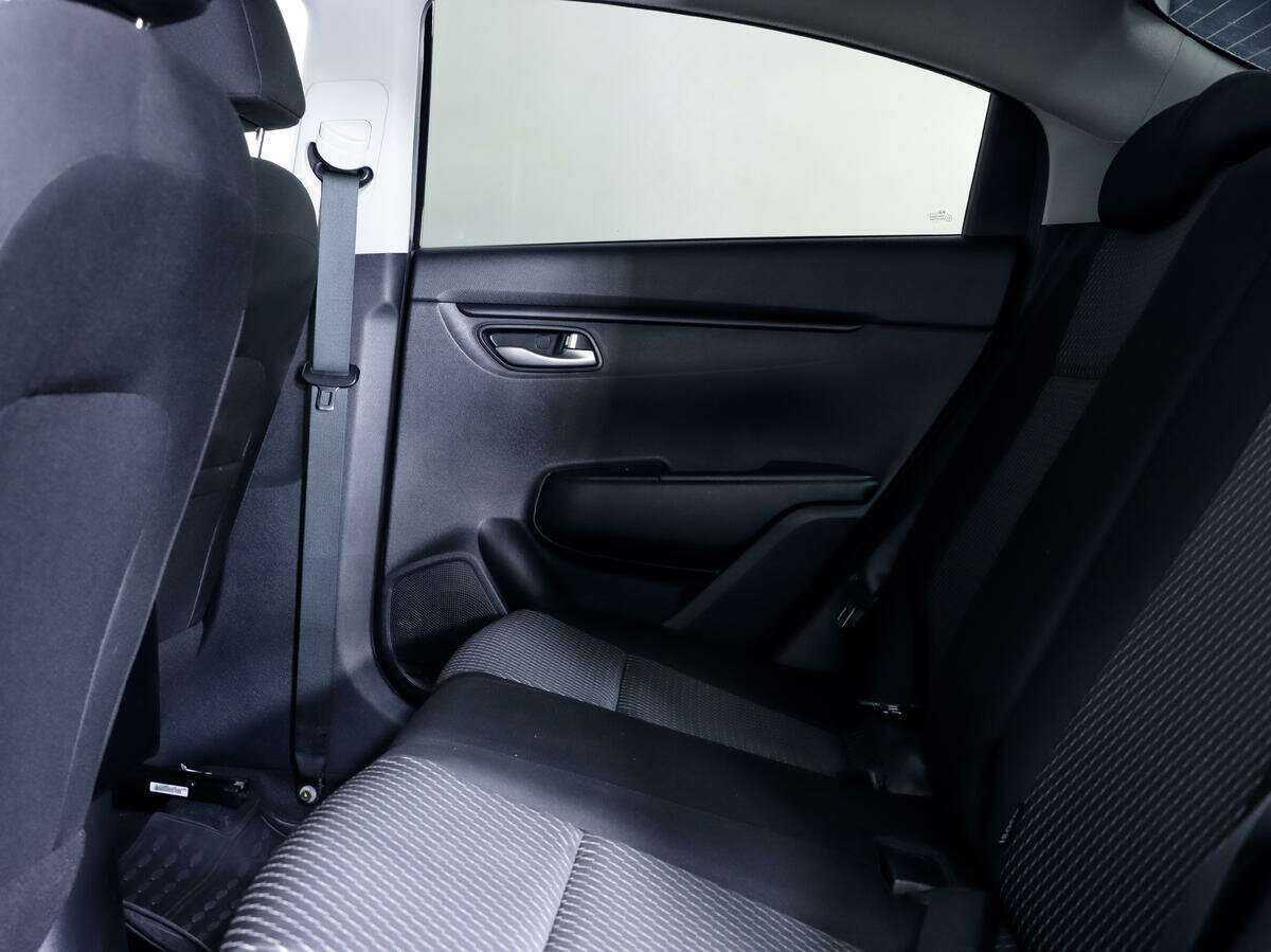 Купить Kia Rio с пробегом. Фото: #10