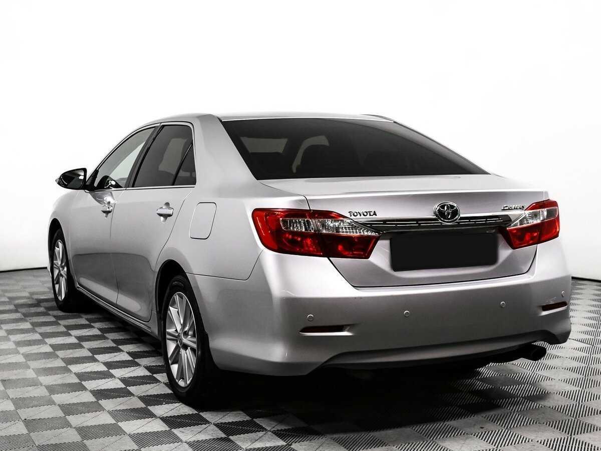 Купить Toyota Camry с пробегом. Фото: #6