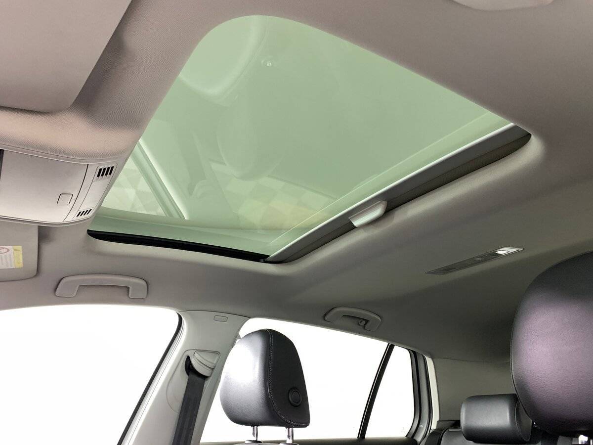 Купить Volkswagen Golf с пробегом. Фото: #17