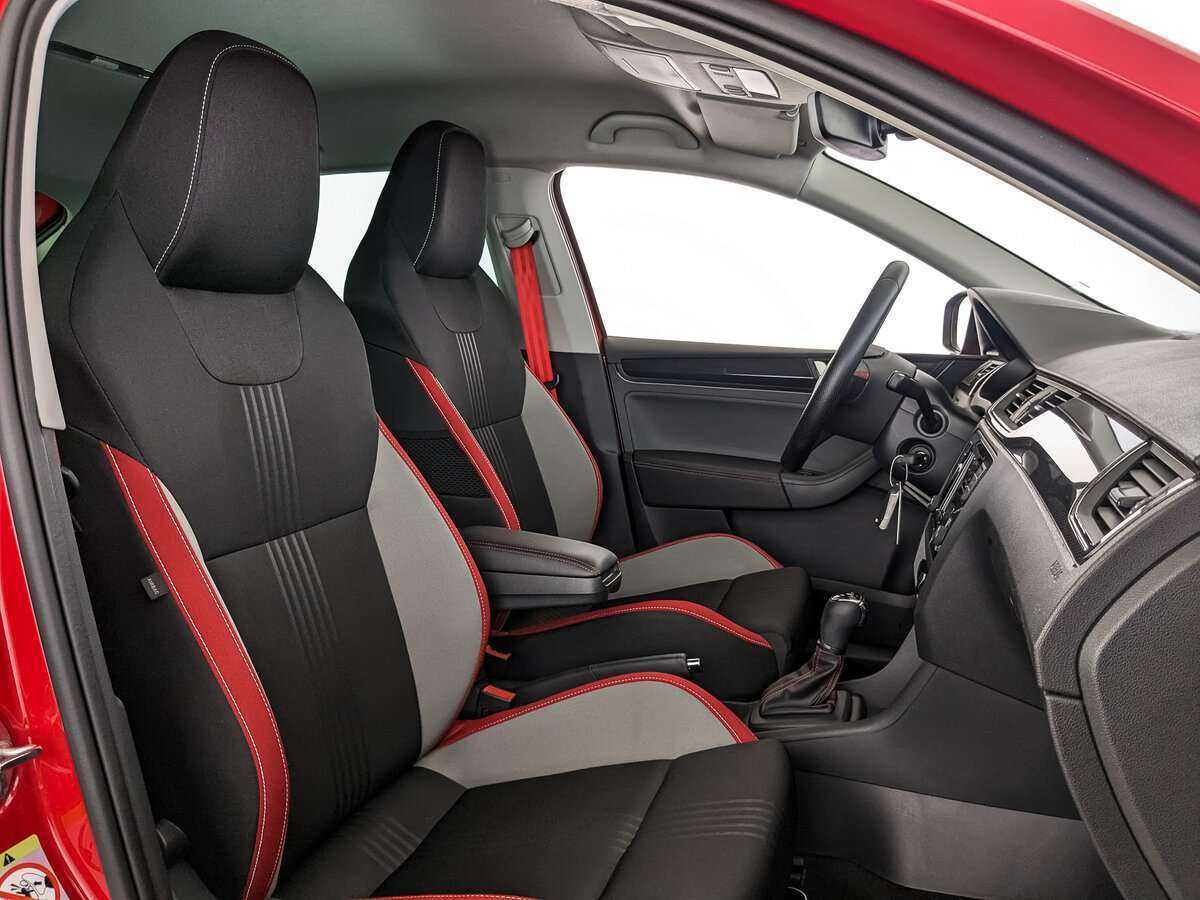 Купить Skoda Rapid с пробегом. Фото: #17