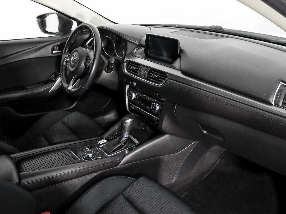 Купить Mazda 6 с пробегом. Фото: #12