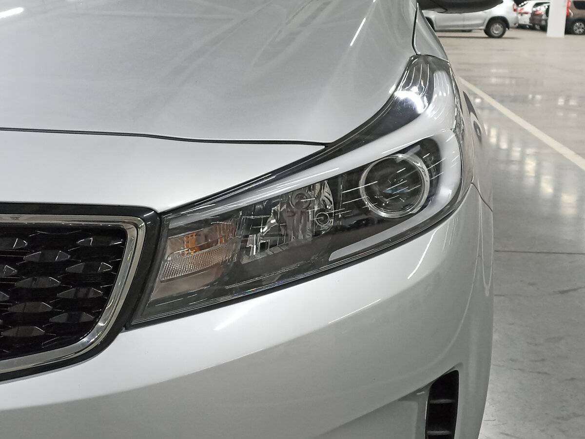 Купить Kia Cerato с пробегом. Фото: #16