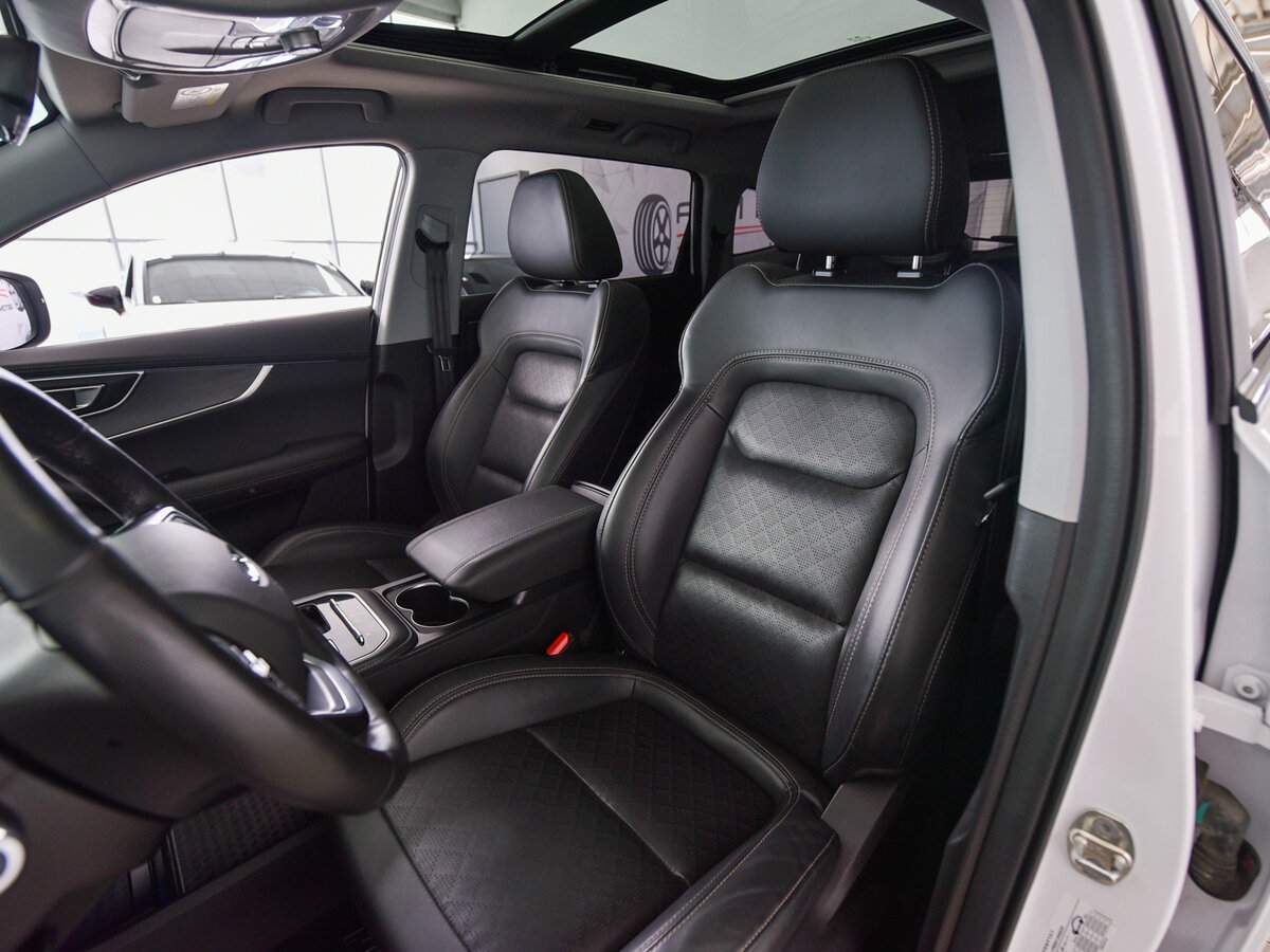 Купить Chery Tiggo 8 с пробегом. Фото: #23