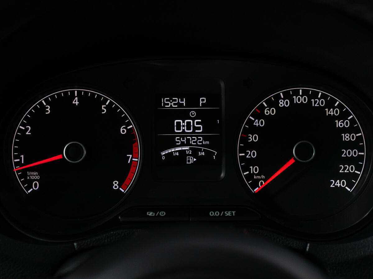 Купить Volkswagen Polo с пробегом. Фото: #11