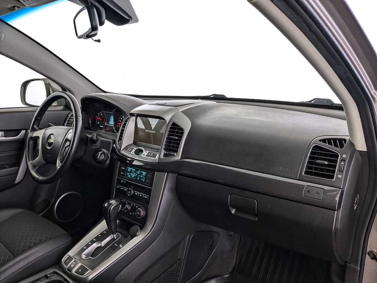 Купить Chevrolet Captiva с пробегом. Фото: #8