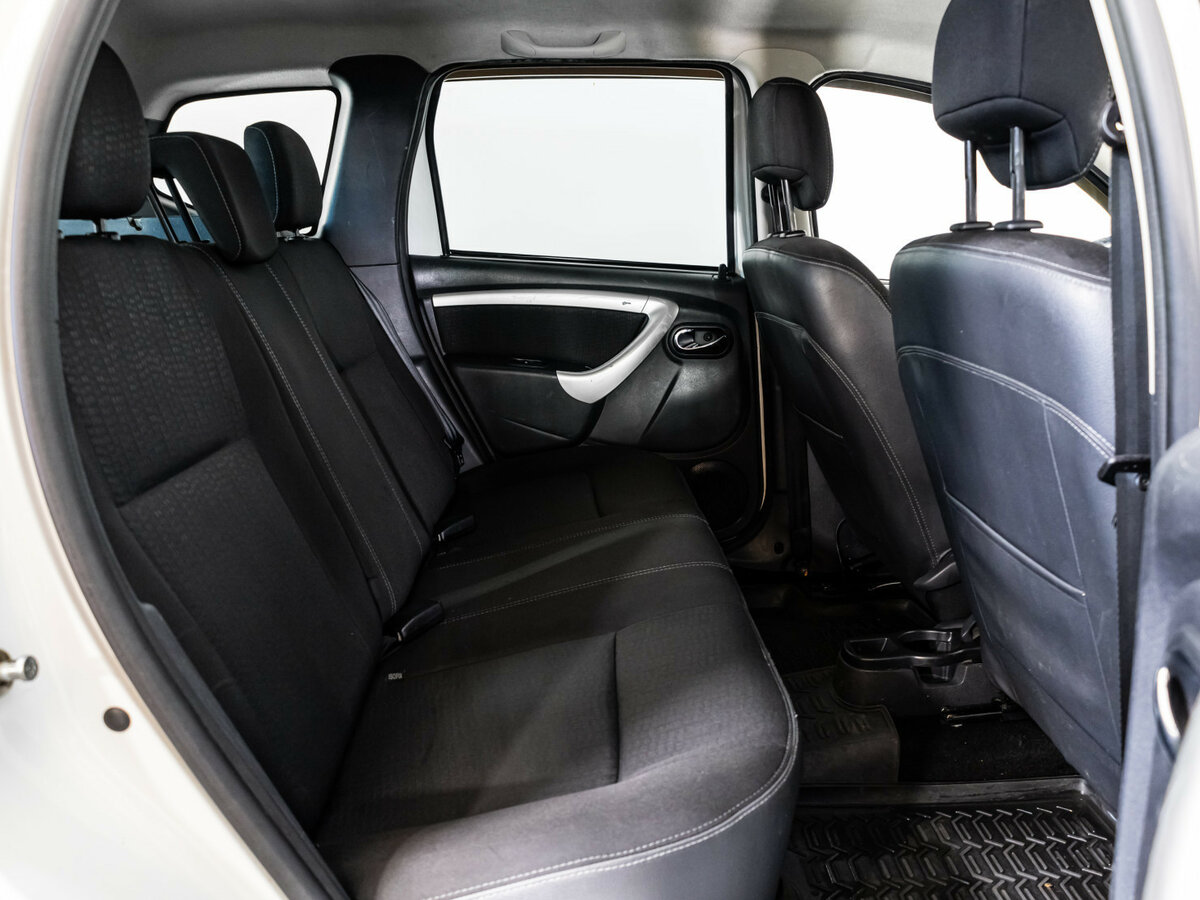 Купить Nissan Terrano с пробегом. Фото: #11