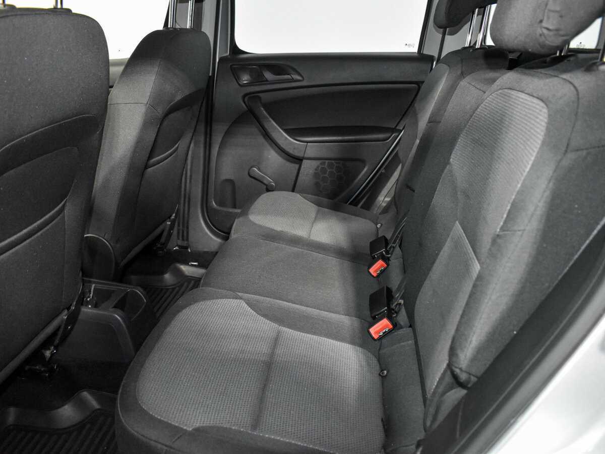 Купить Skoda Yeti с пробегом. Фото: #13