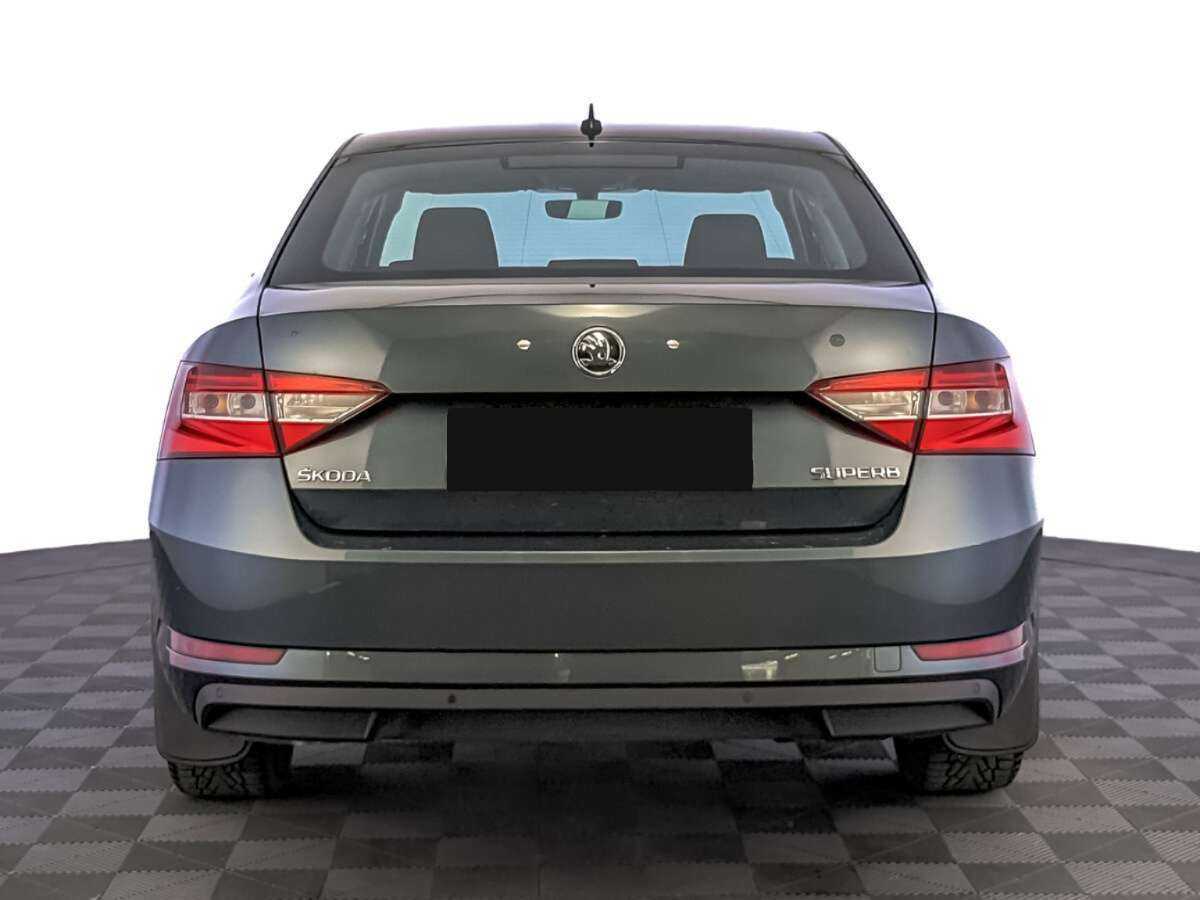 Купить Skoda Superb с пробегом. Фото: #5