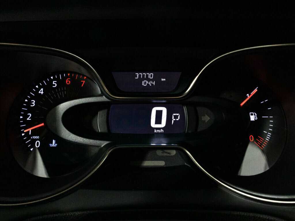 Купить Renault Kaptur с пробегом. Фото: #11