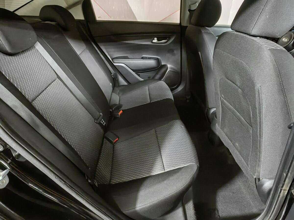 Купить Kia Rio с пробегом. Фото: #11