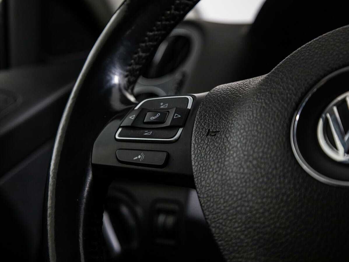 Купить Volkswagen Tiguan с пробегом. Фото: #16