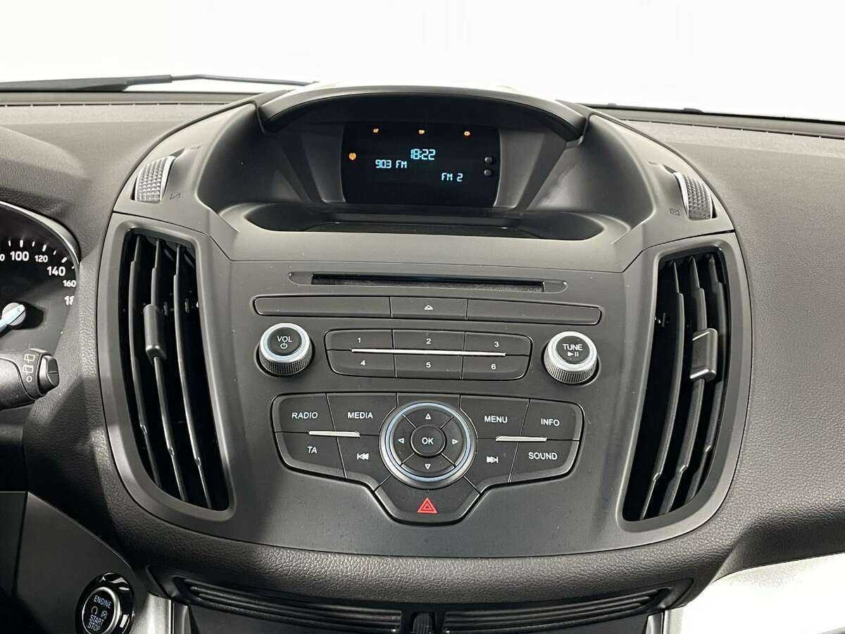 Купить Ford Kuga с пробегом. Фото: #11