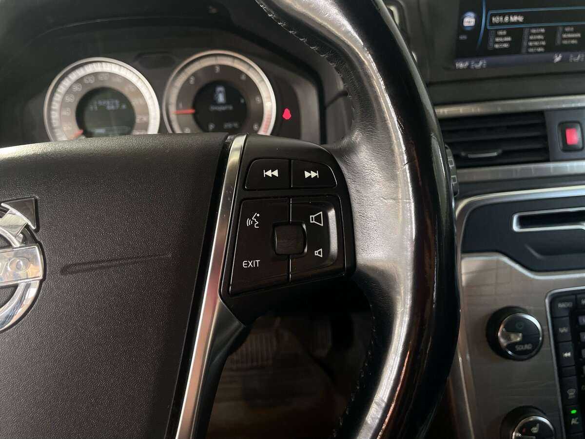 Купить Volvo XC70 с пробегом. Фото: #11