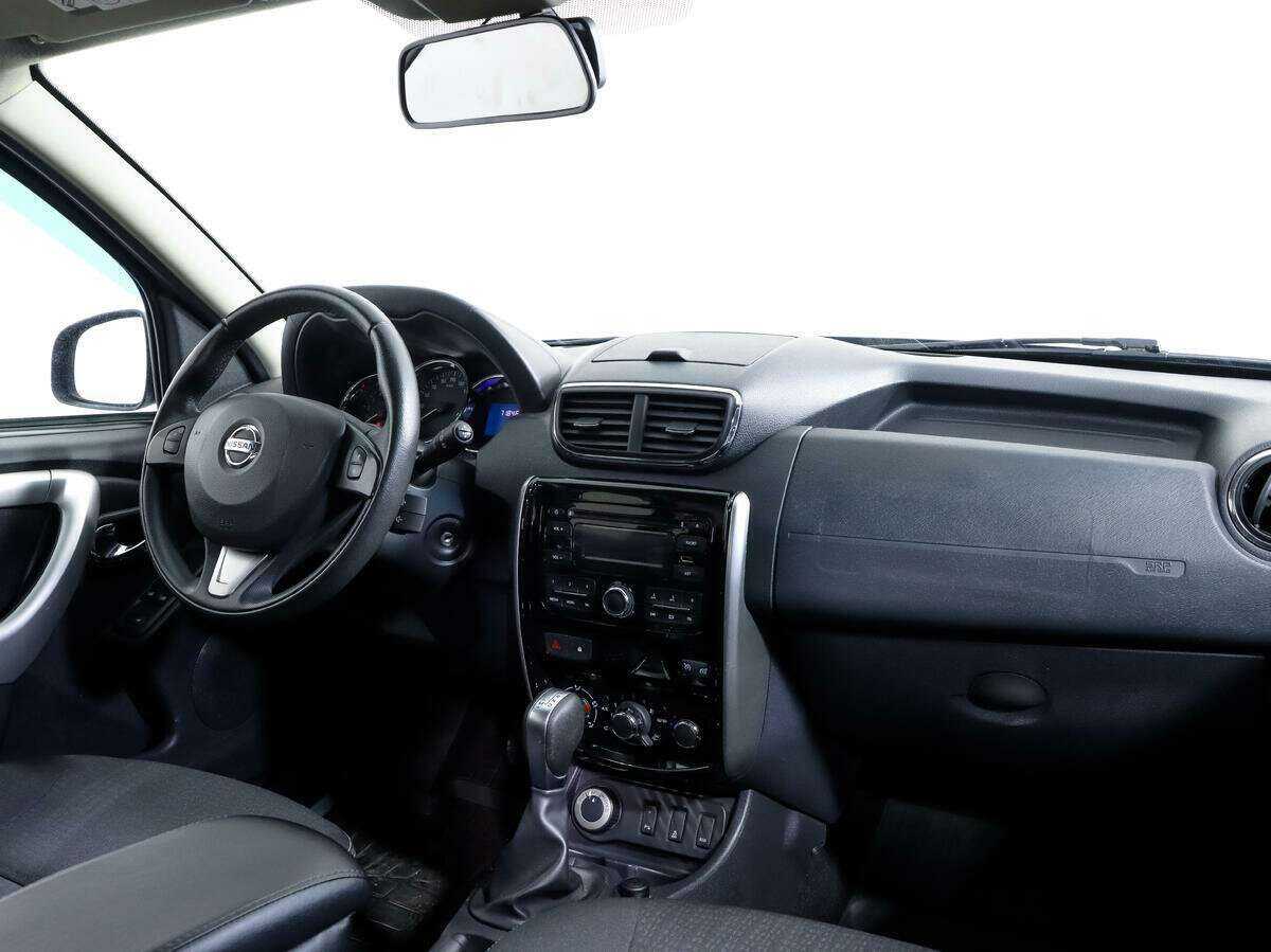 Купить Nissan Terrano с пробегом. Фото: #8