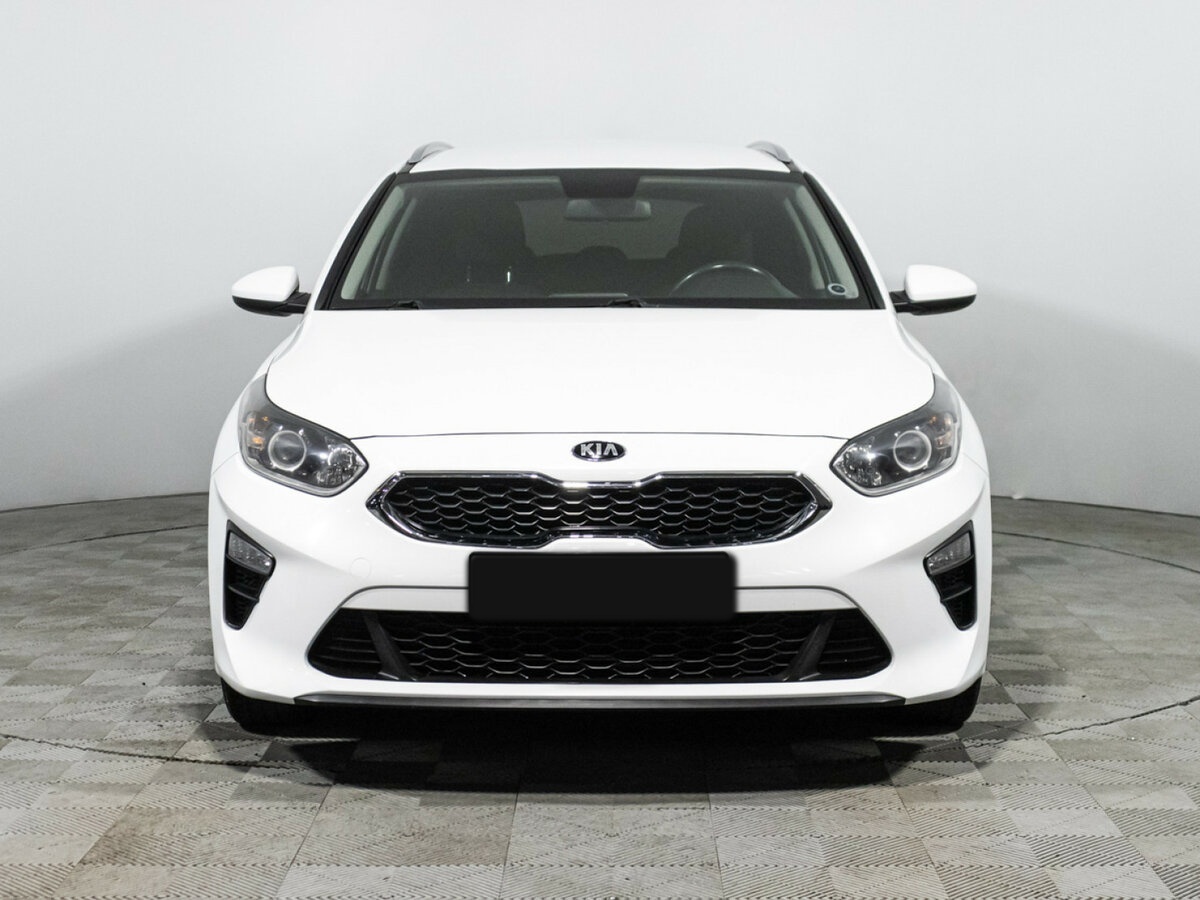 Купить Kia Ceed с пробегом. Фото: #1