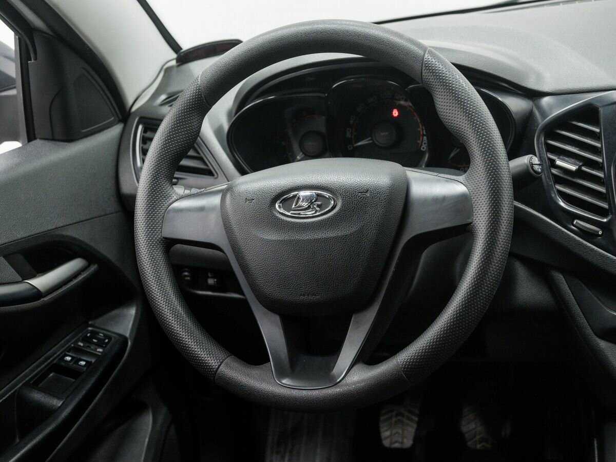 Купить Lada (ВАЗ) Vesta с пробегом. Фото: #11