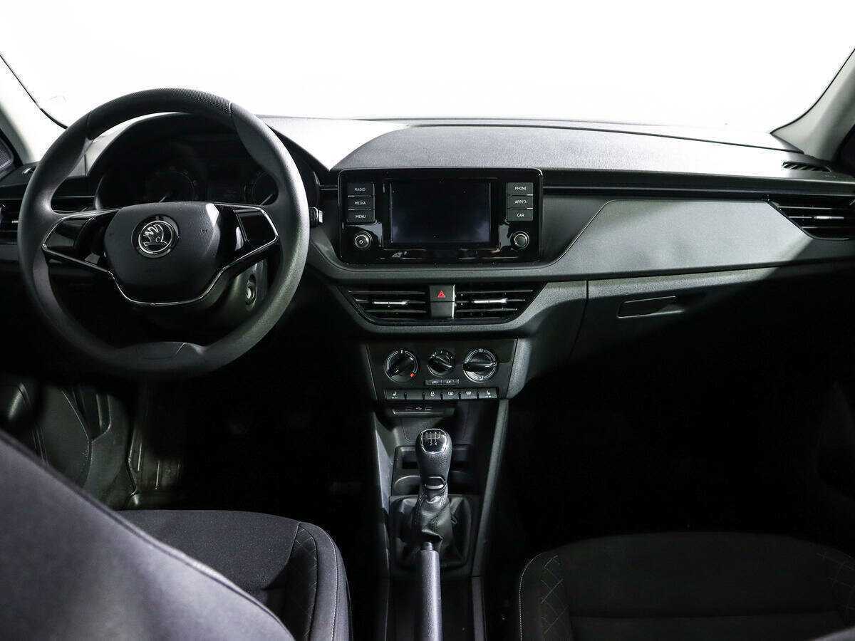 Купить Skoda Rapid с пробегом. Фото: #9