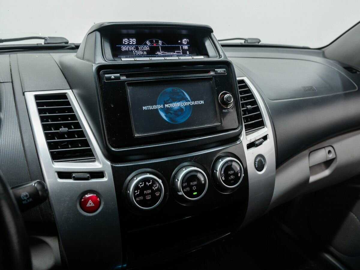 Купить Mitsubishi Pajero Sport с пробегом. Фото: #17