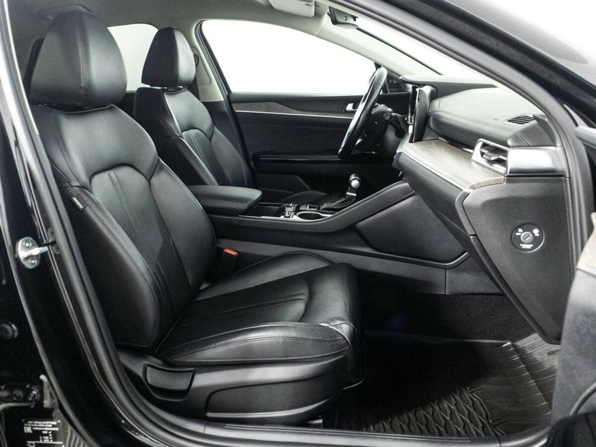 Купить Kia K5 с пробегом. Фото: #16