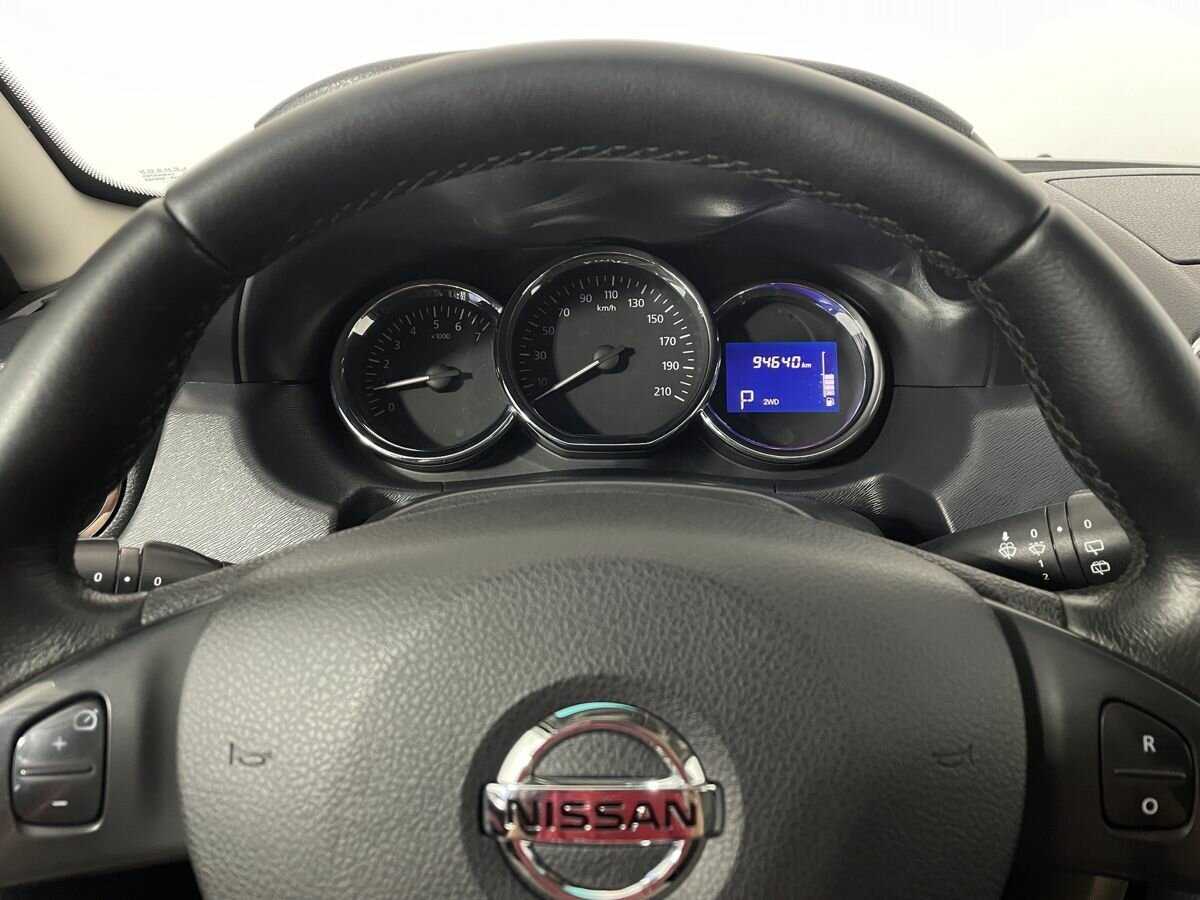 Купить Nissan Terrano с пробегом. Фото: #10