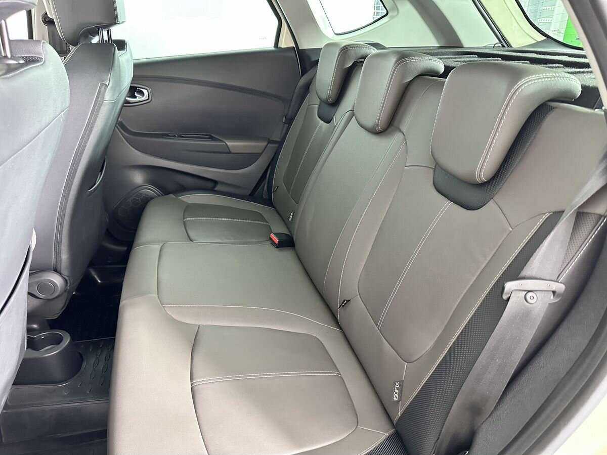 Купить Renault Kaptur с пробегом. Фото: #15