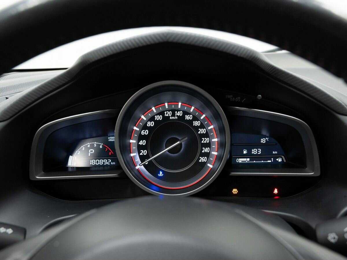 Купить Mazda 3 с пробегом. Фото: #15