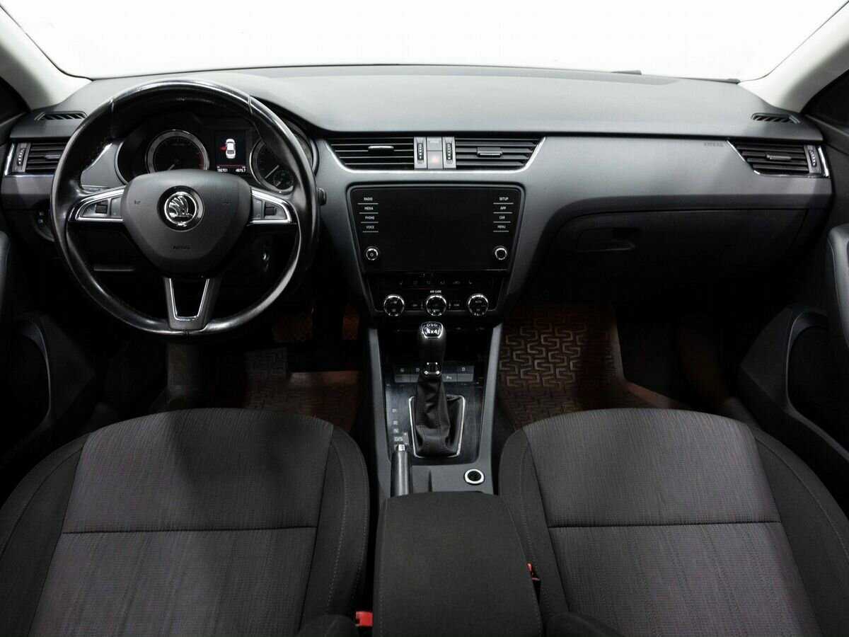 Купить Skoda Octavia с пробегом. Фото: #12