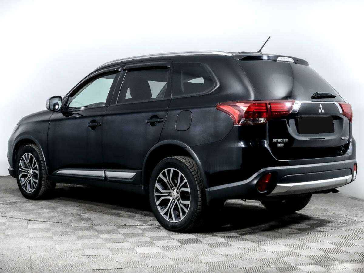 Купить Mitsubishi Outlander с пробегом. Фото: #5