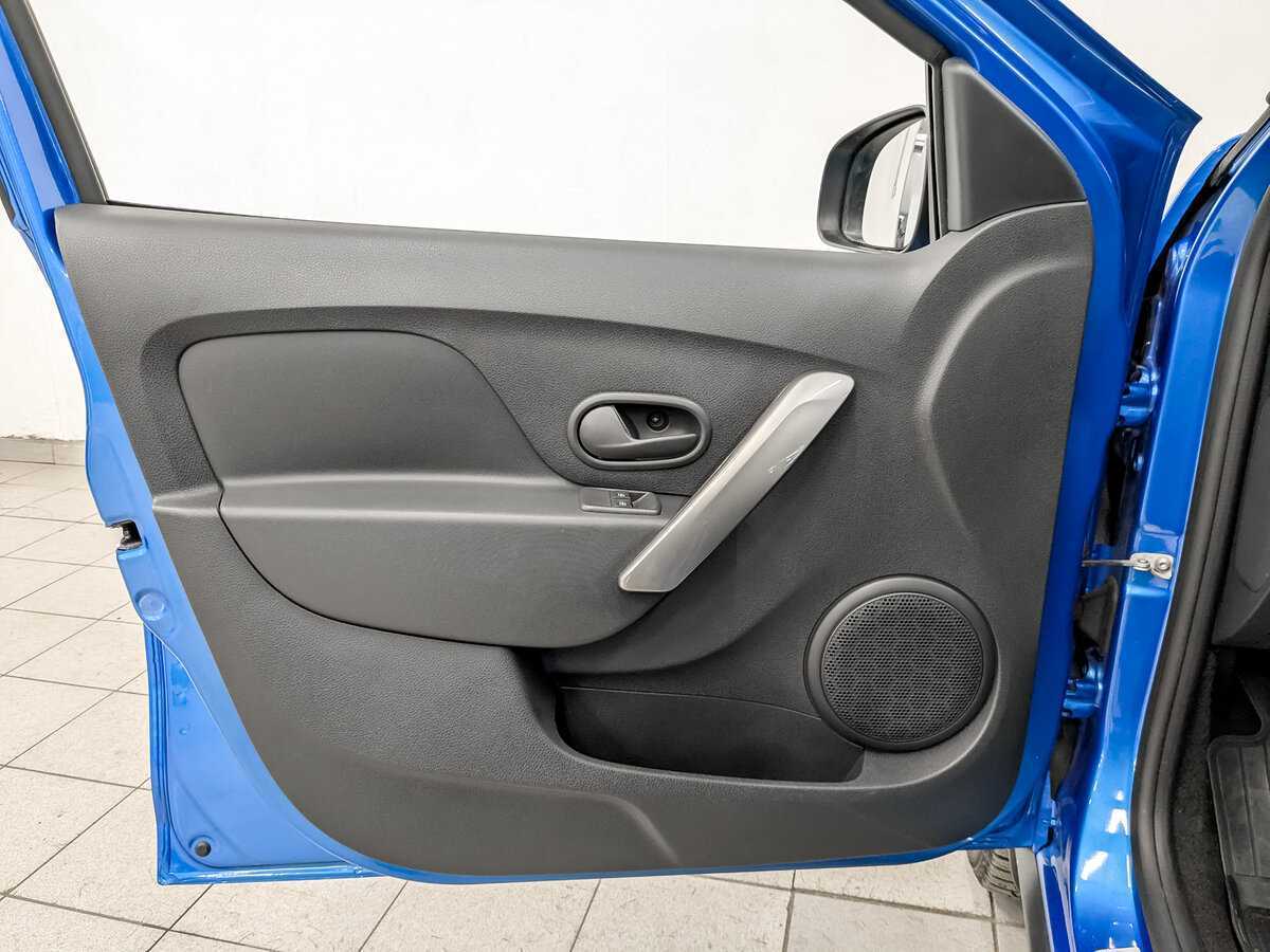 Купить Renault Sandero с пробегом. Фото: #16