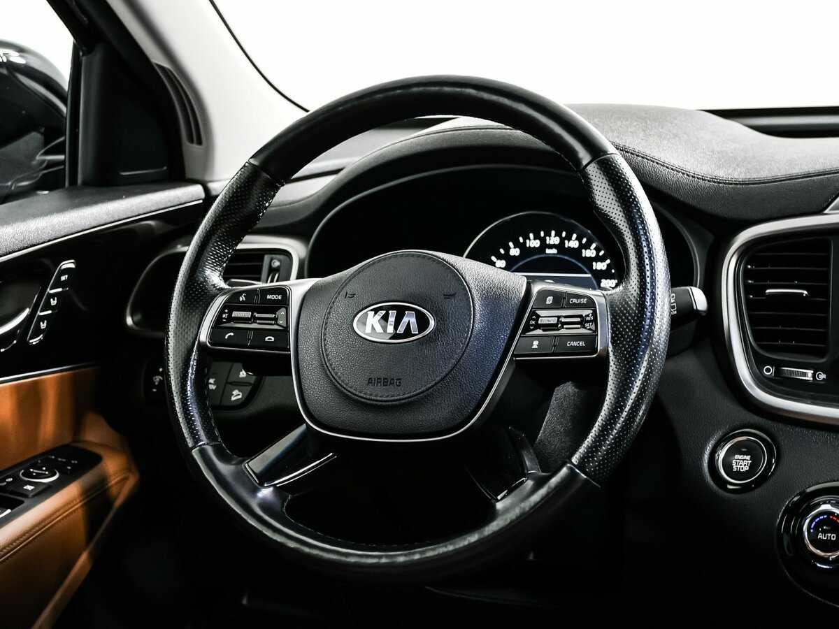 Купить Kia Sorento с пробегом. Фото: #16