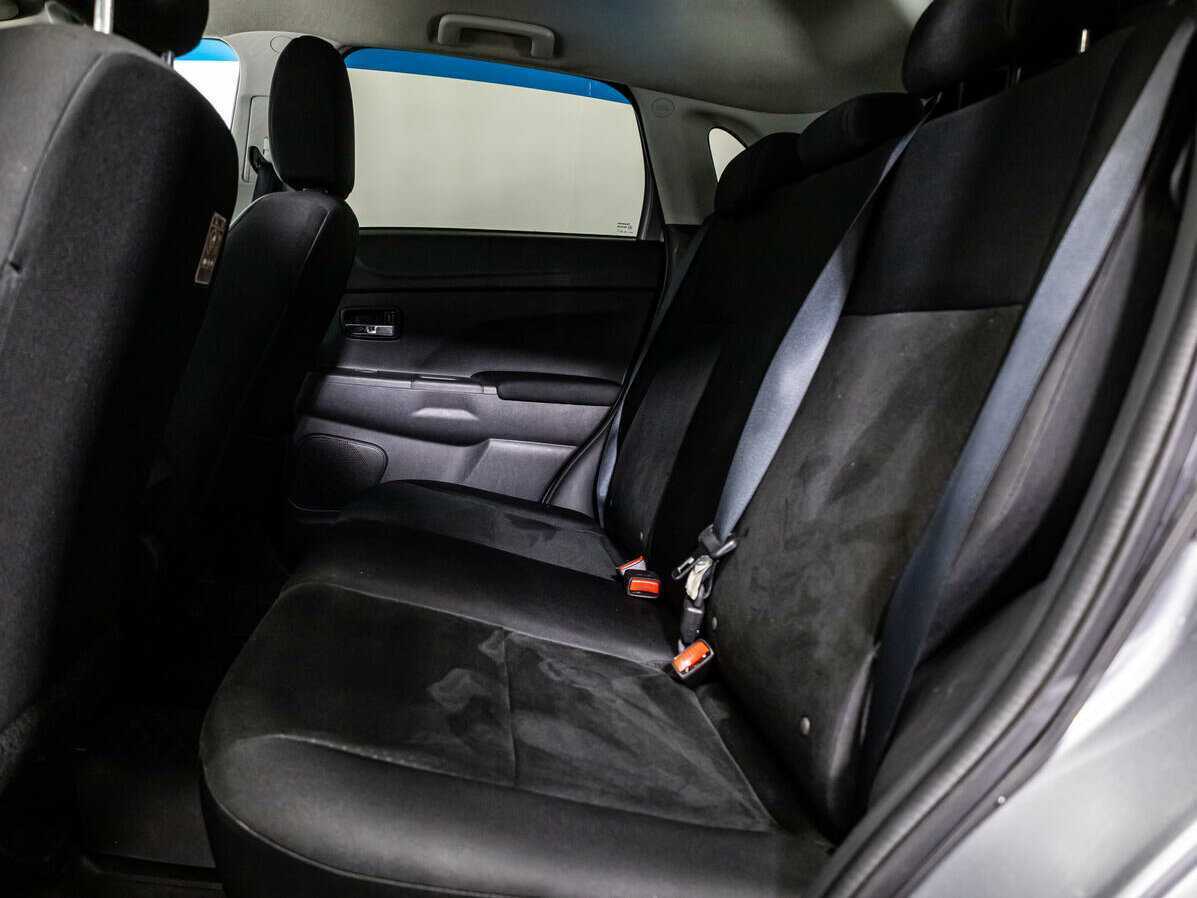 Купить Mitsubishi ASX с пробегом. Фото: #9