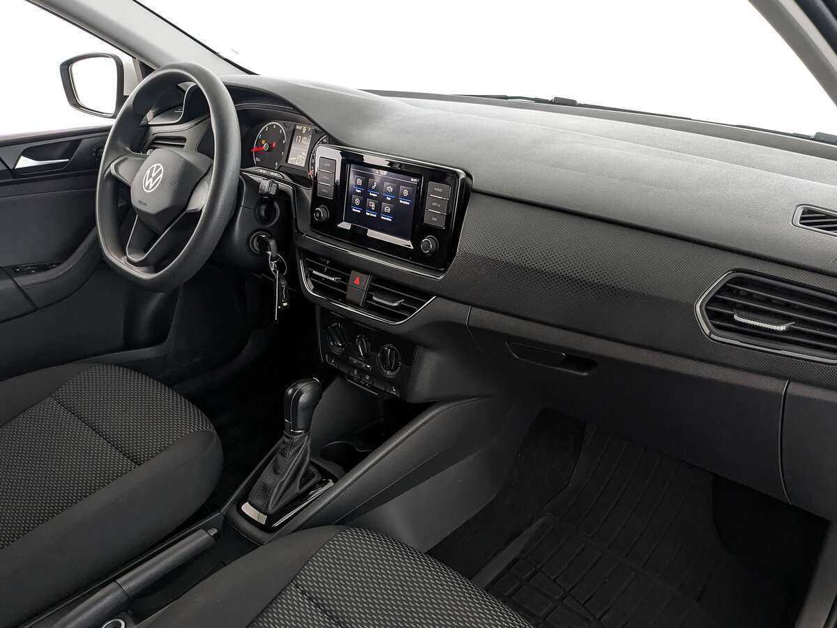 Купить Volkswagen Polo с пробегом. Фото: #8