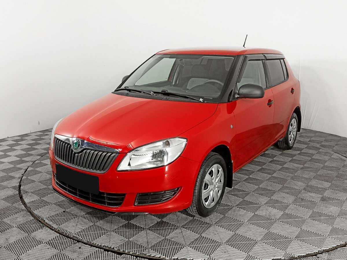 Купить Skoda Fabia с пробегом. Посмотреть фото