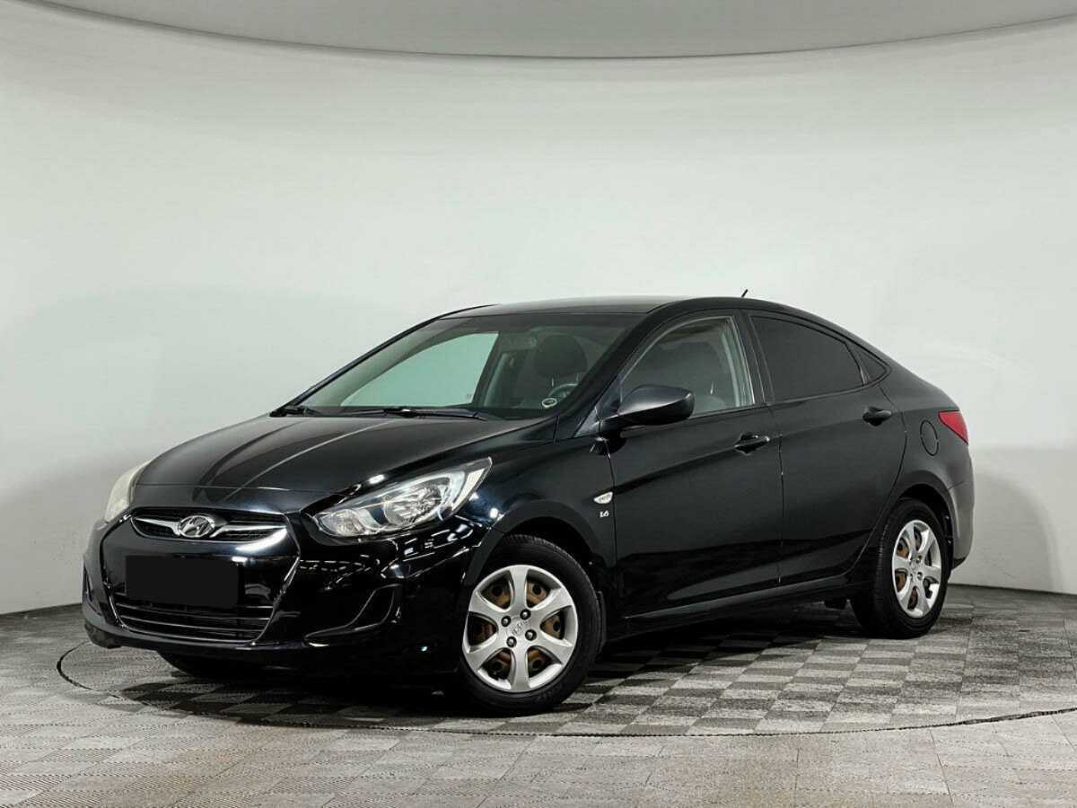 Купить Hyundai Solaris с пробегом. Посмотреть фото