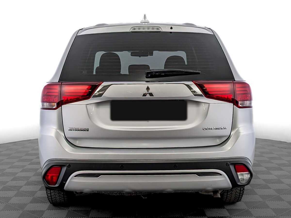 Купить Mitsubishi Outlander с пробегом. Фото: #5