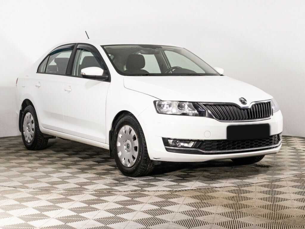 Купить Skoda Rapid с пробегом. Фото: #2