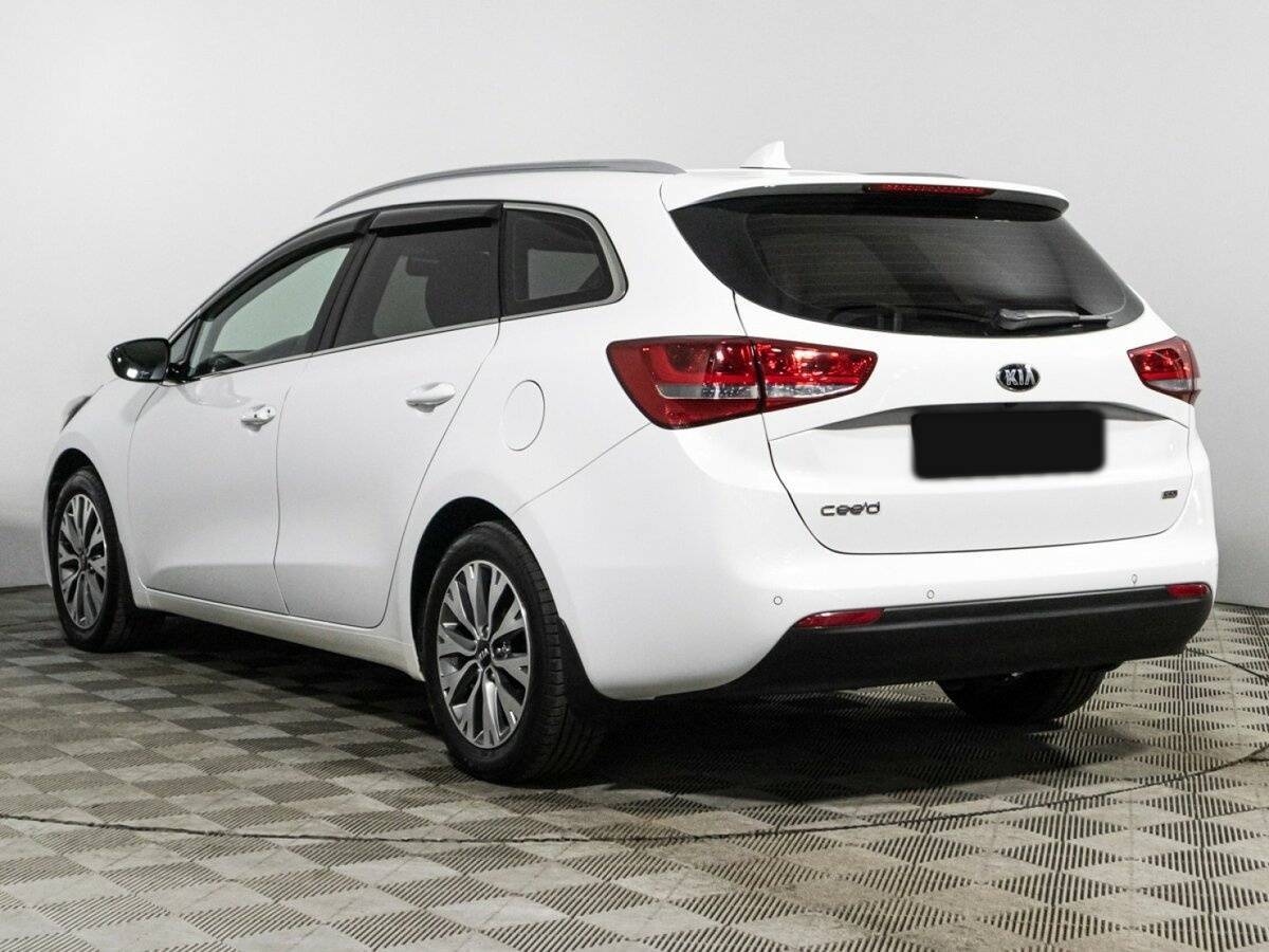 Купить Kia Ceed с пробегом. Фото: #6