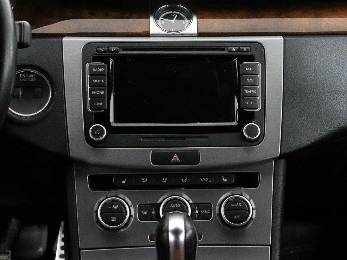 Купить Volkswagen Passat CC с пробегом. Фото: #11