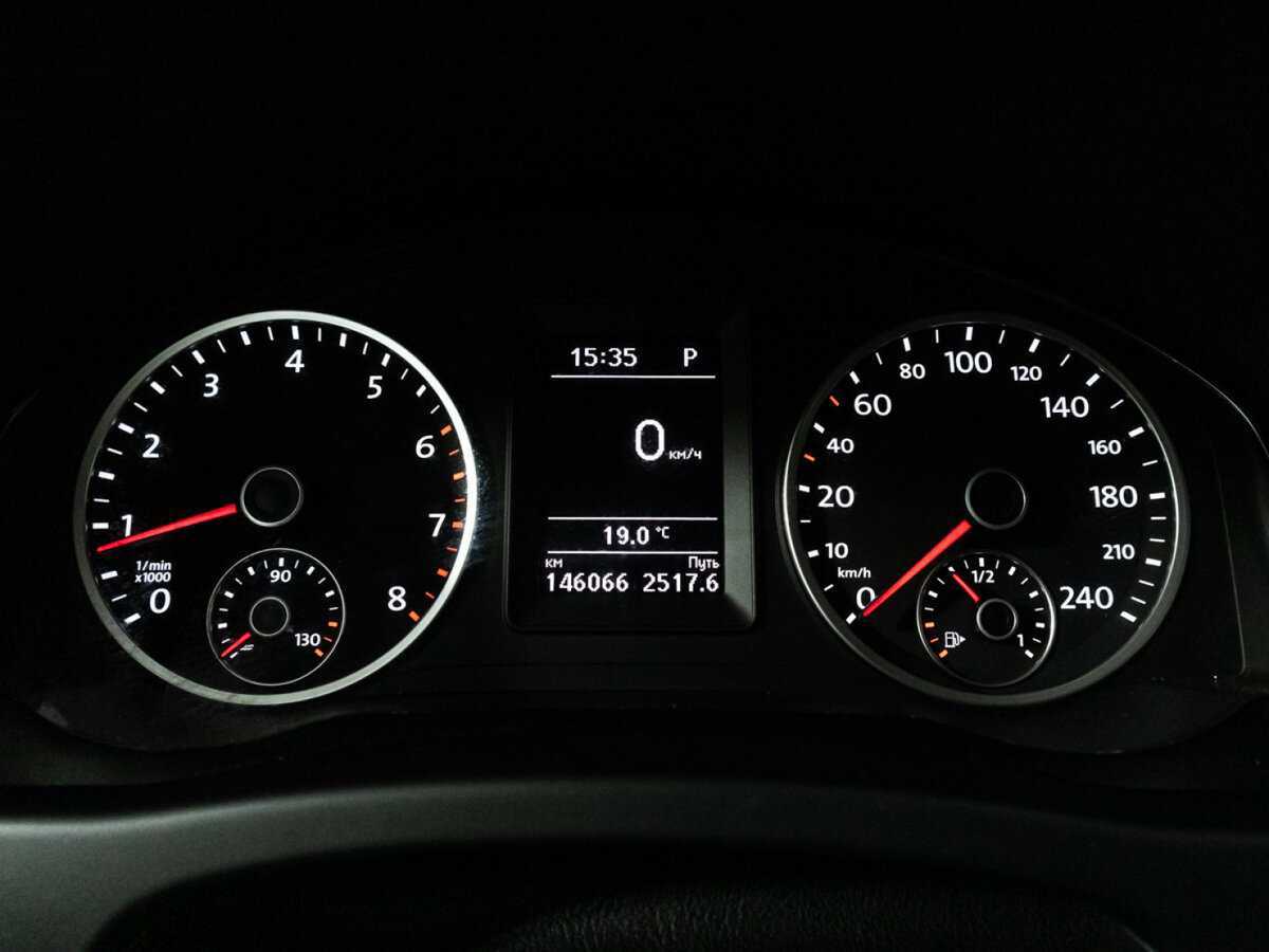 Купить Volkswagen Tiguan с пробегом. Фото: #11