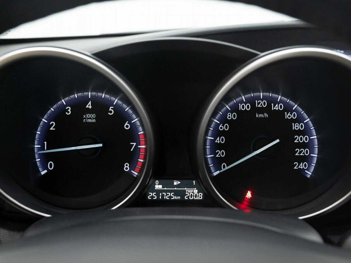 Купить Mazda 3 с пробегом. Фото: #17