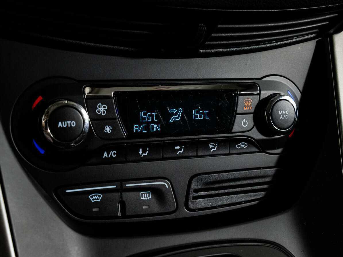 Купить Ford Kuga с пробегом. Фото: #12