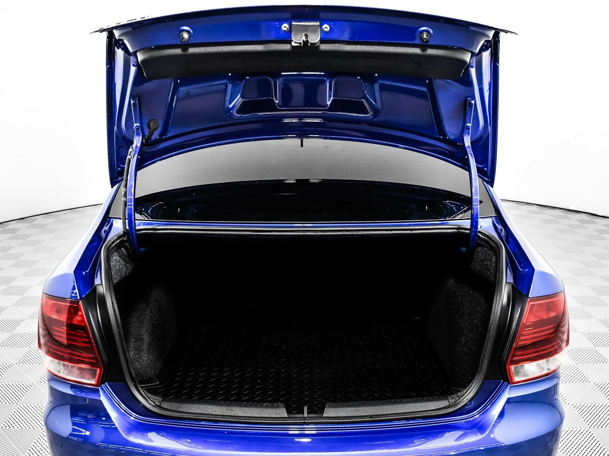 Купить Volkswagen Polo с пробегом. Фото: #15