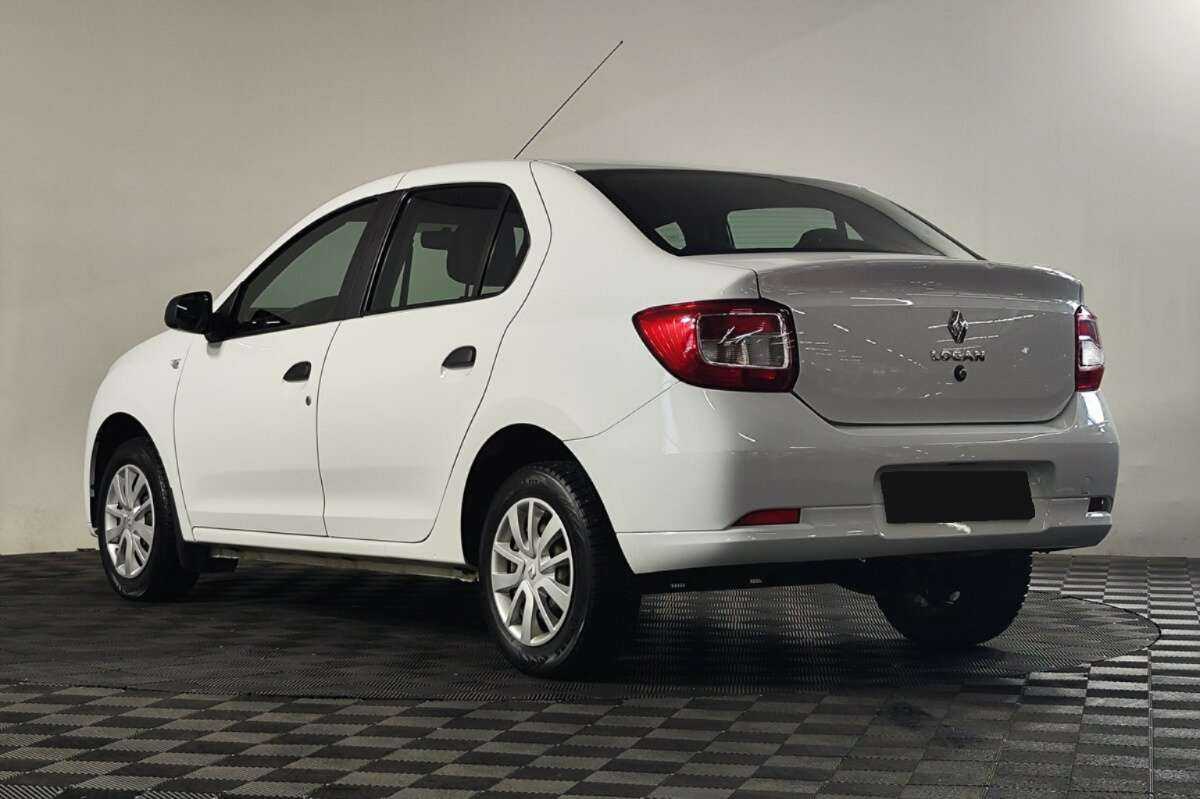 Купить Renault Logan с пробегом. Фото: #4