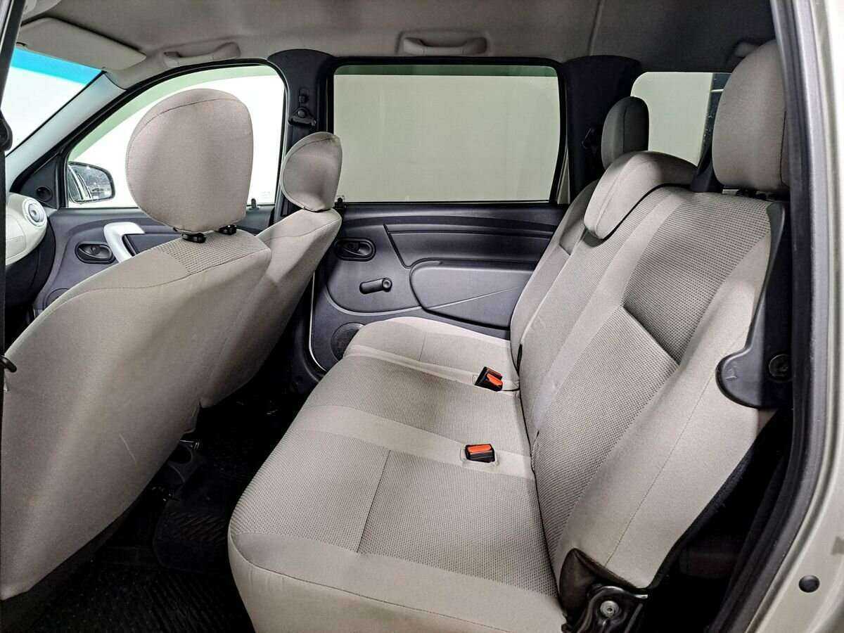 Купить Lada (ВАЗ) Largus с пробегом. Фото: #9