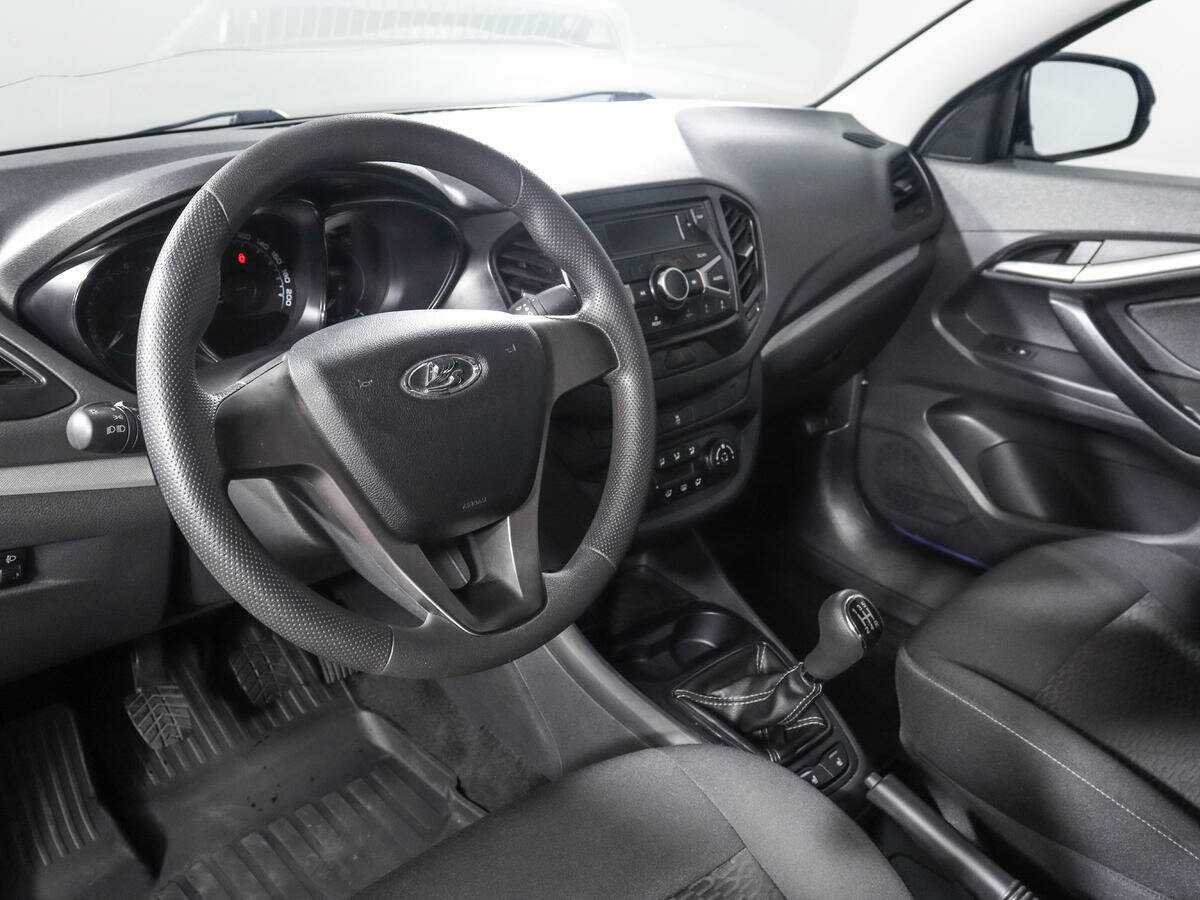 Купить Lada (ВАЗ) Vesta с пробегом. Фото: #13