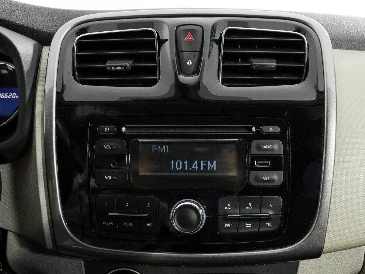 Купить Renault Logan с пробегом. Фото: #12