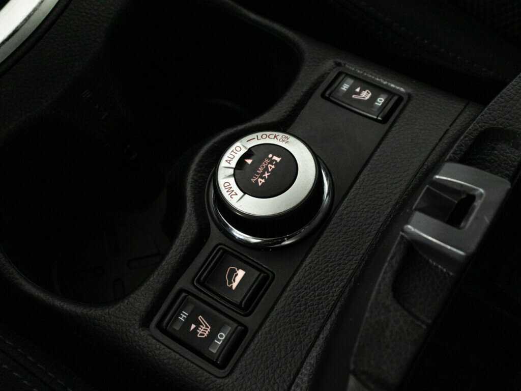 Купить Nissan X-Trail с пробегом. Фото: #17