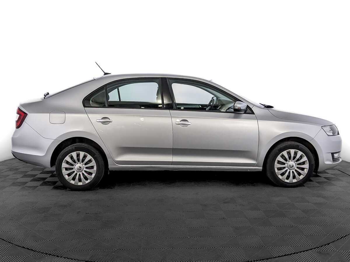 Купить Skoda Rapid с пробегом. Фото: #3