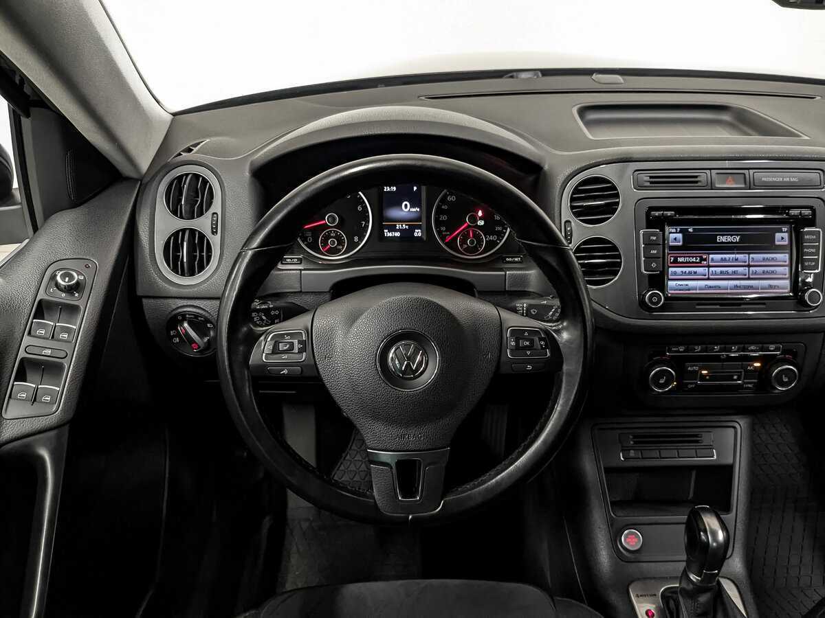 Купить Volkswagen Tiguan с пробегом. Фото: #20