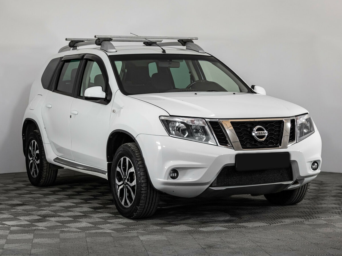 Купить Nissan Terrano с пробегом. Фото: #2